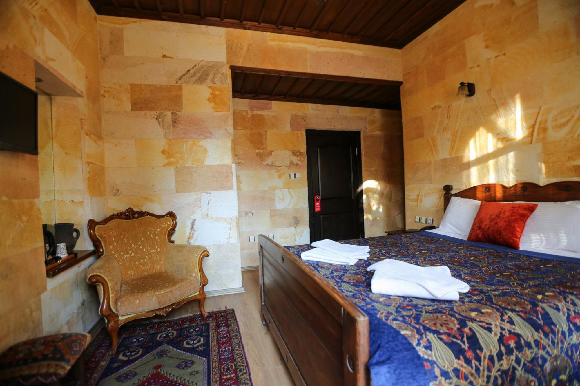 Akuzun Stone Hotel Ürgüp Bagian luar foto
