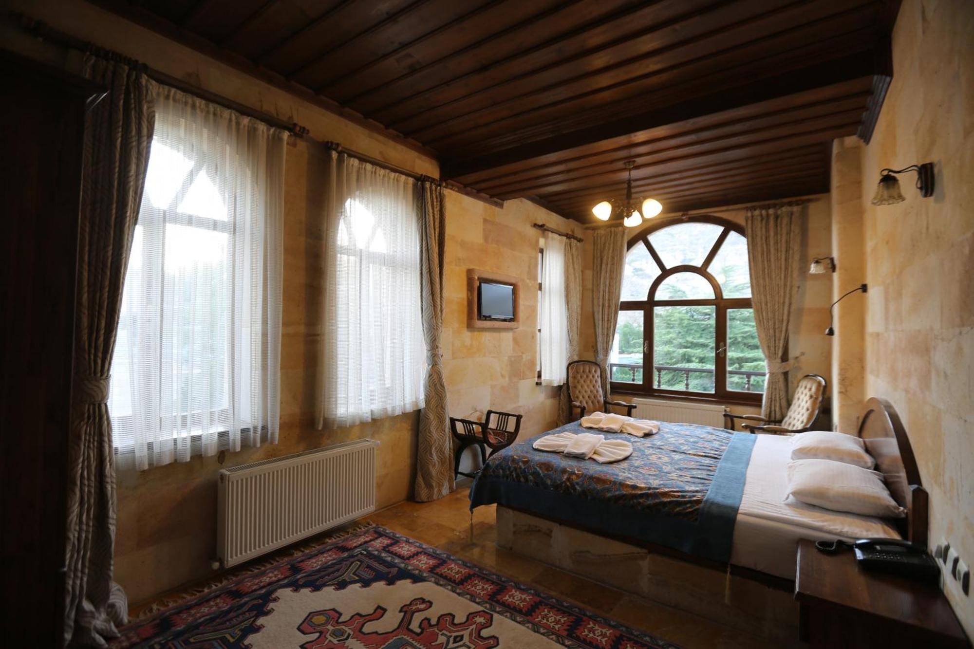 Akuzun Stone Hotel Ürgüp Bagian luar foto