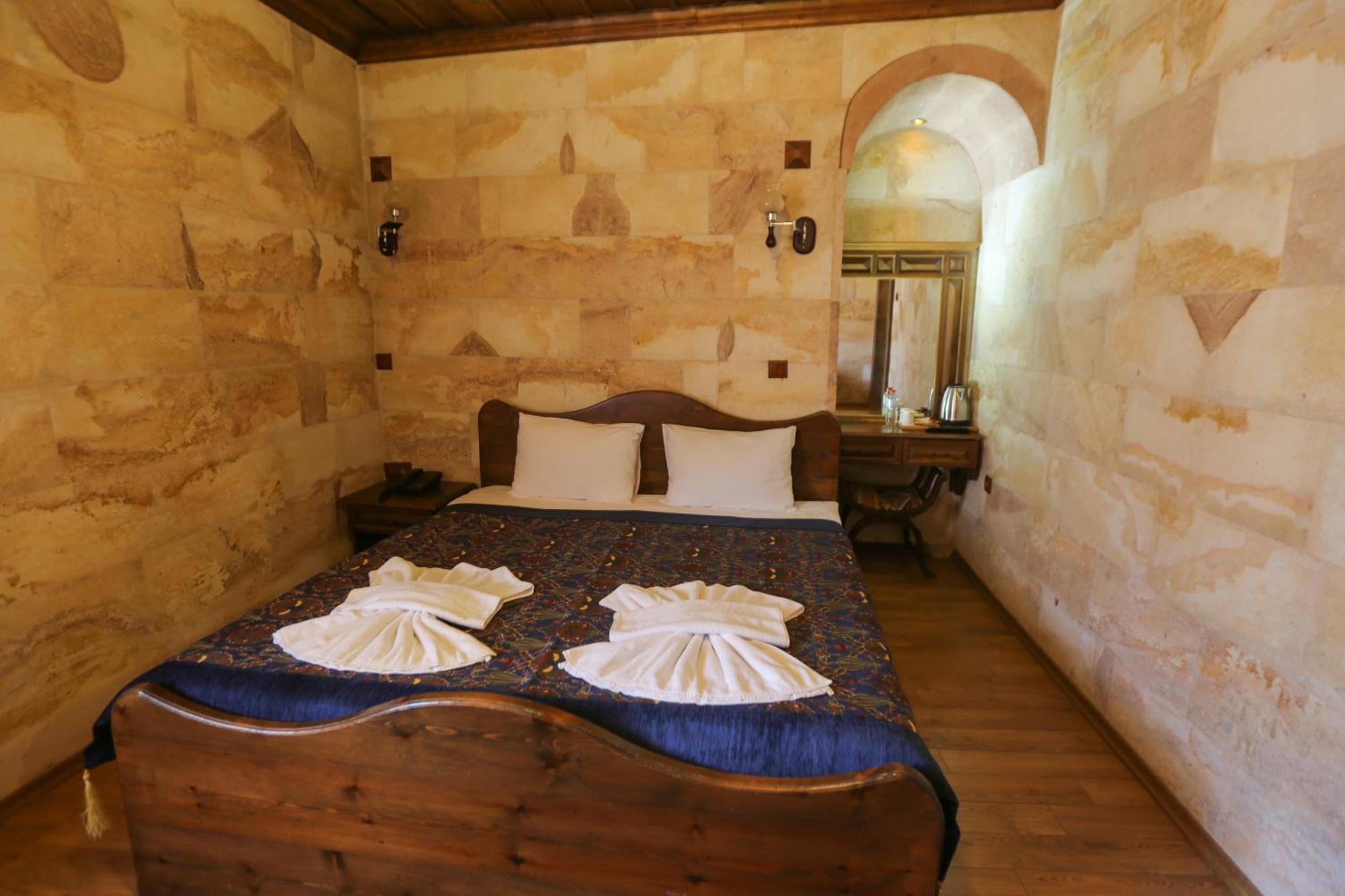 Akuzun Stone Hotel Ürgüp Bagian luar foto