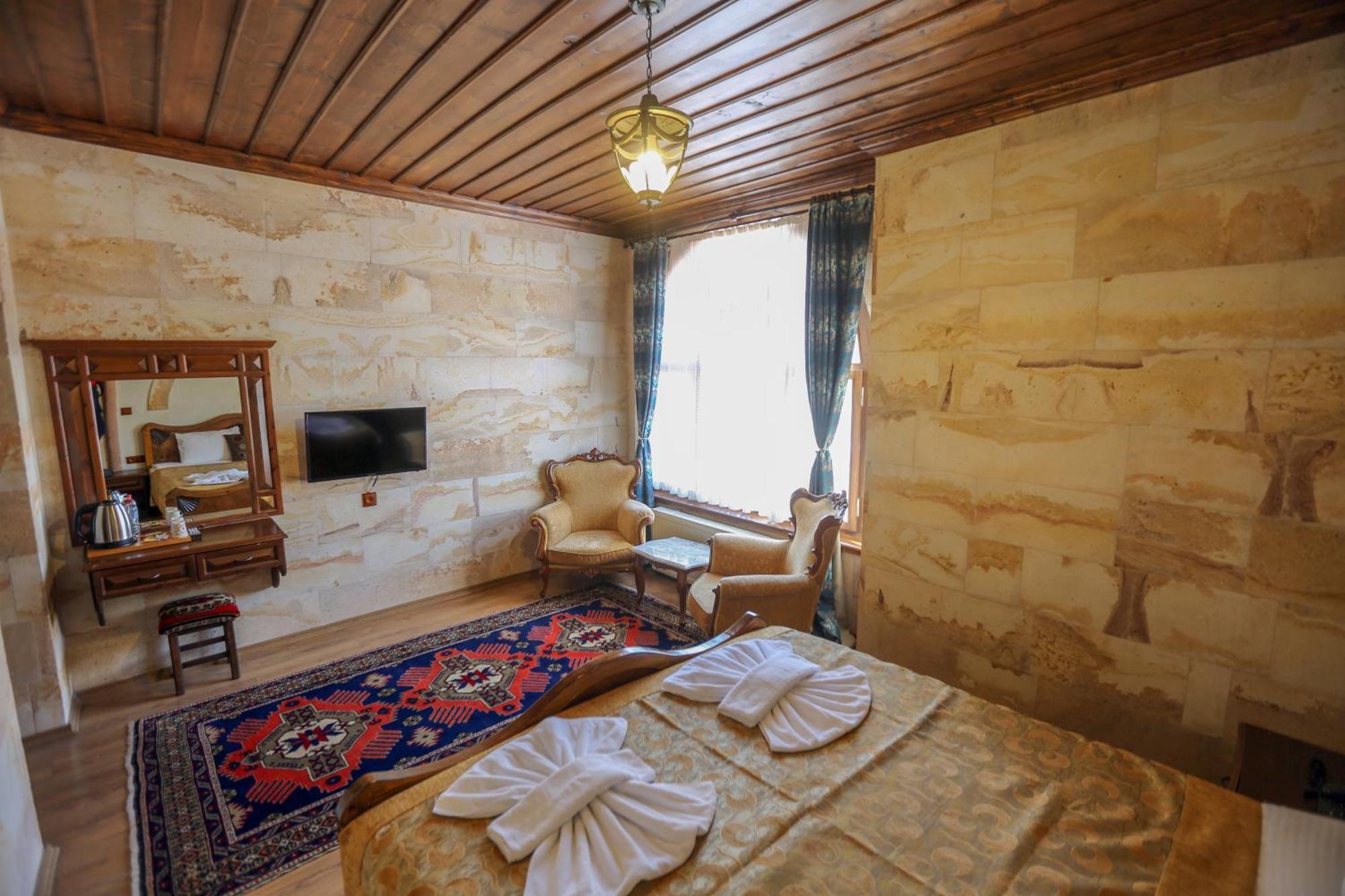 Akuzun Stone Hotel Ürgüp Bagian luar foto