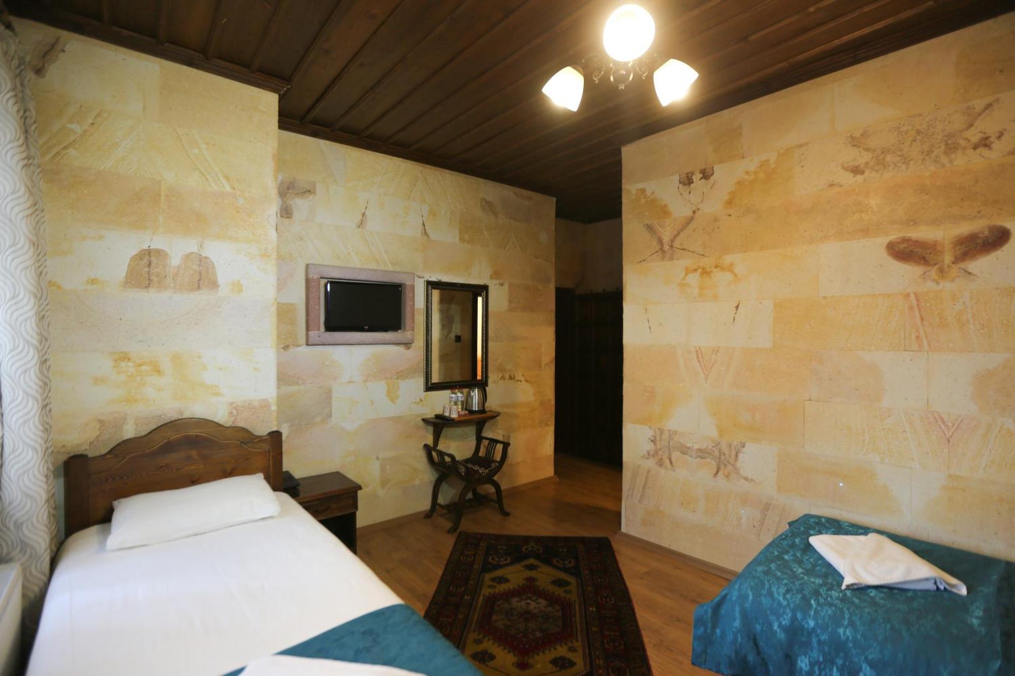 Akuzun Stone Hotel Ürgüp Bagian luar foto
