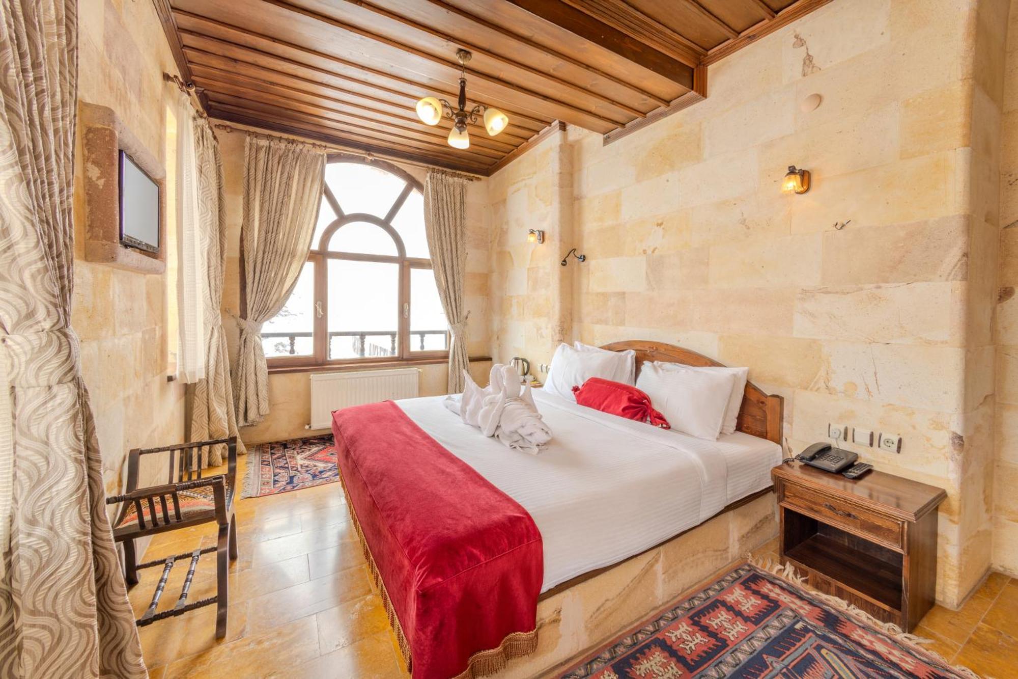 Akuzun Stone Hotel Ürgüp Bagian luar foto