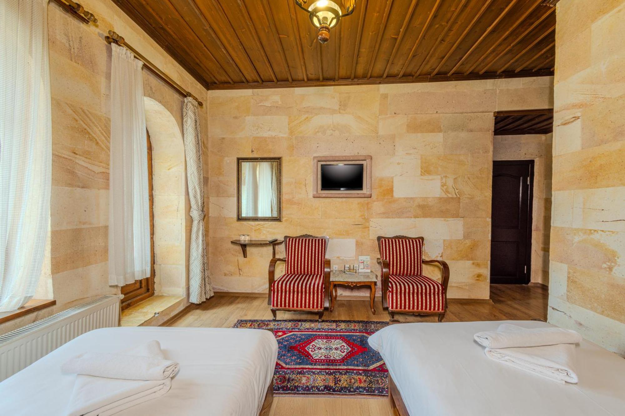 Akuzun Stone Hotel Ürgüp Bagian luar foto